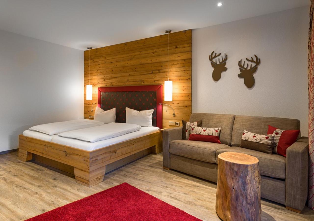 Thaelerhaeusle Hotel Furtwangen Eksteriør billede